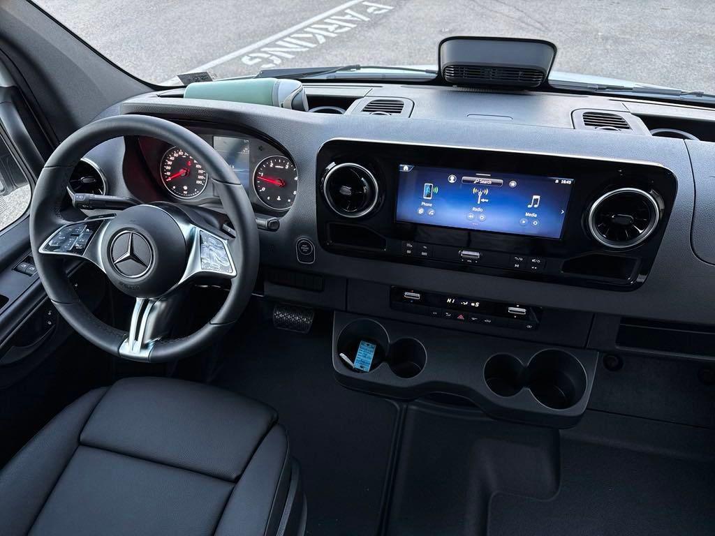 new 2025 Mercedes-Benz Sprinter 3500 car, priced at $75,407