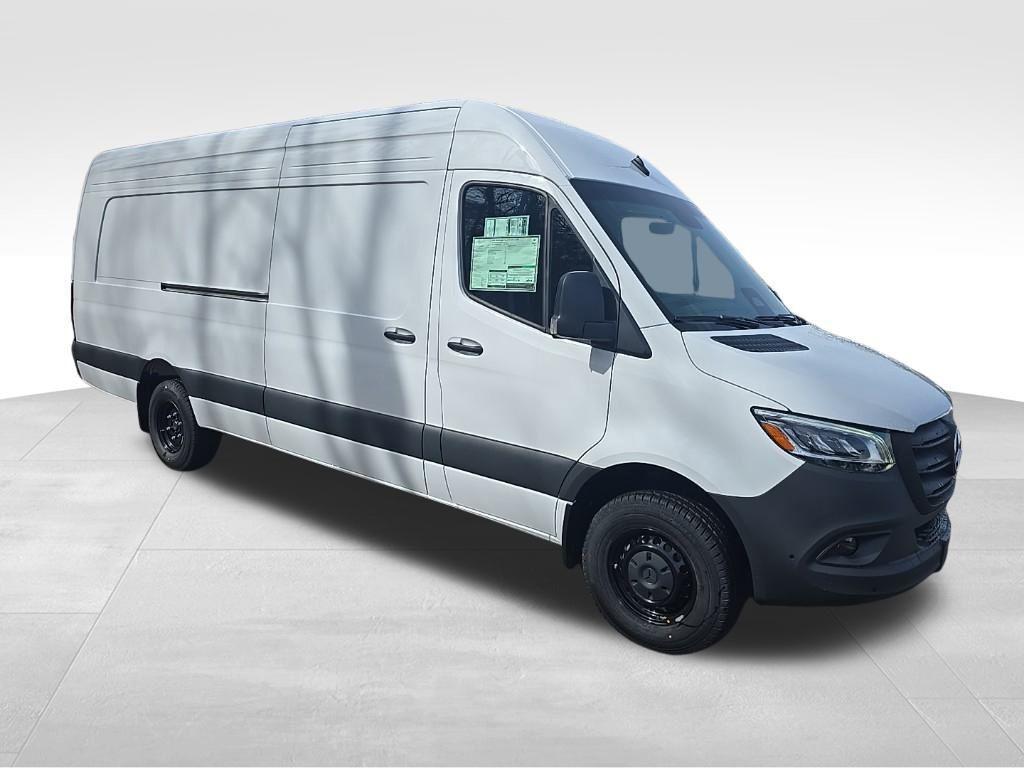 new 2025 Mercedes-Benz Sprinter 3500 car, priced at $74,243