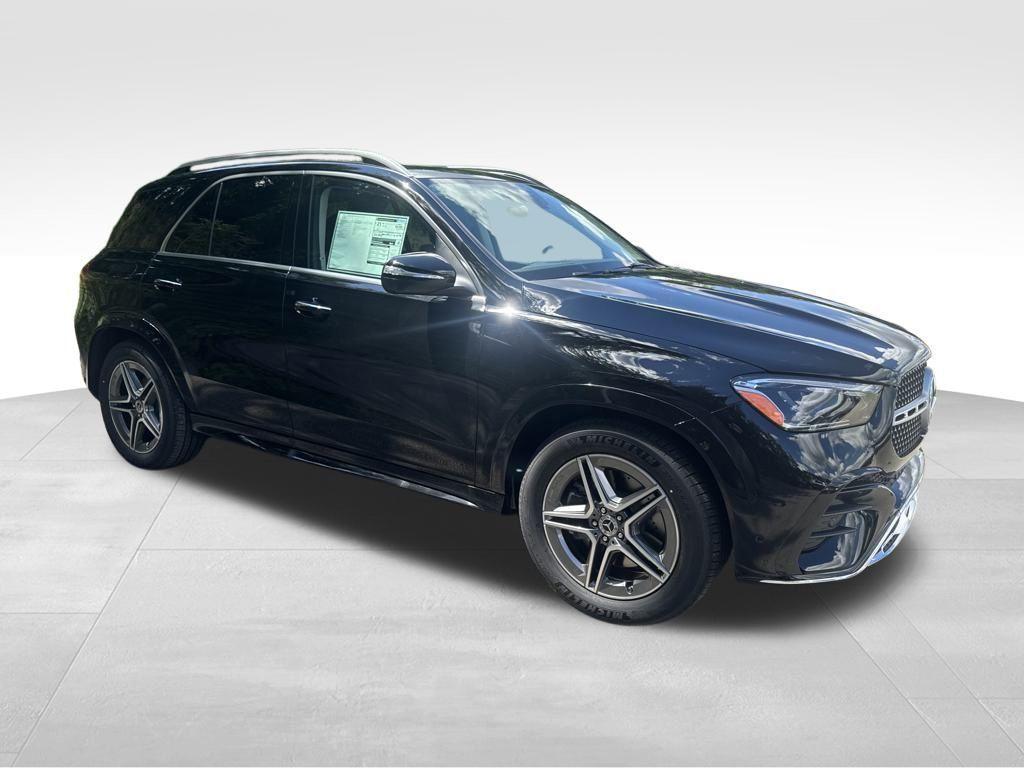 new 2026 Mercedes-Benz GLE 450 car, priced at $76,310