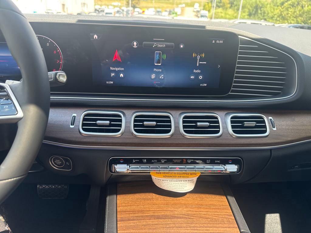 new 2026 Mercedes-Benz GLE 450 car, priced at $76,310