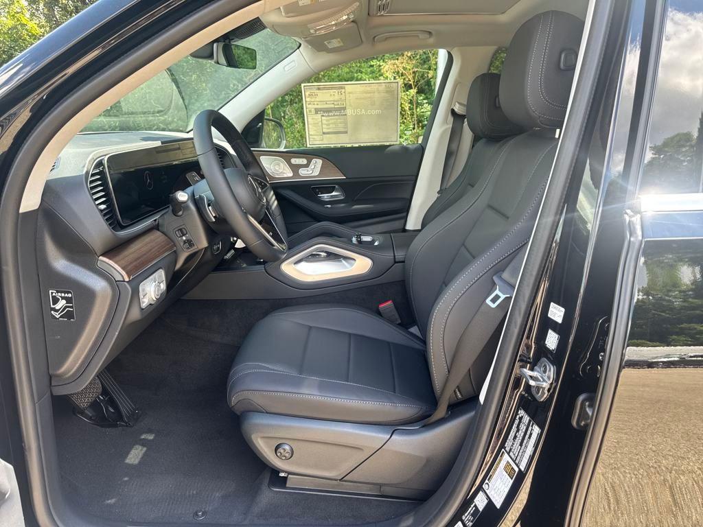 new 2026 Mercedes-Benz GLE 450 car, priced at $76,310