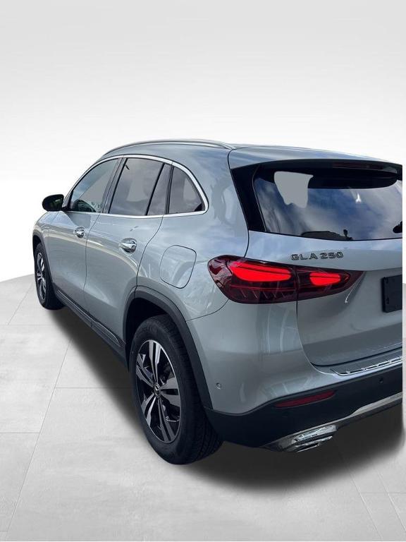 used 2025 Mercedes-Benz GLA 250 car, priced at $44,511