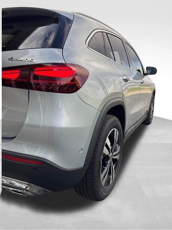 used 2025 Mercedes-Benz GLA 250 car, priced at $44,511