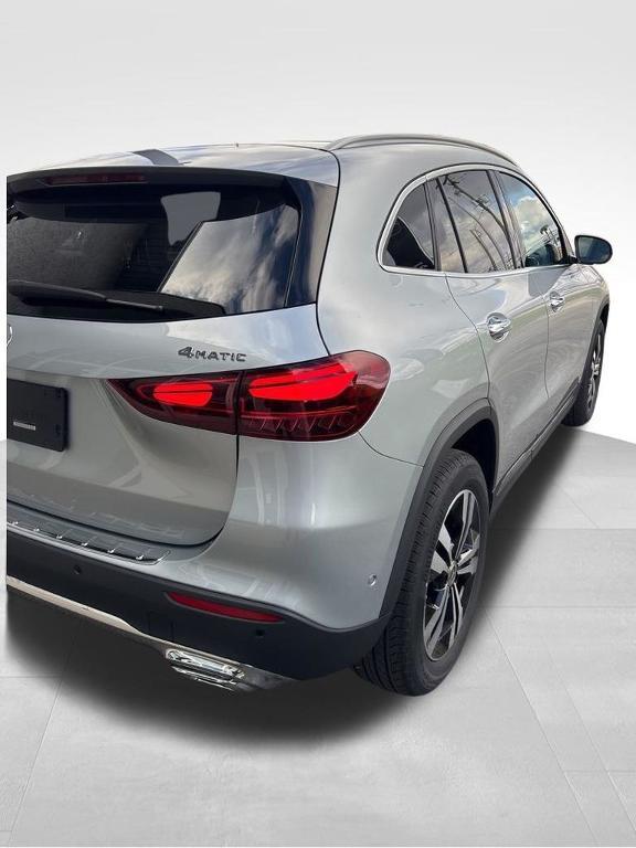 used 2025 Mercedes-Benz GLA 250 car, priced at $44,511