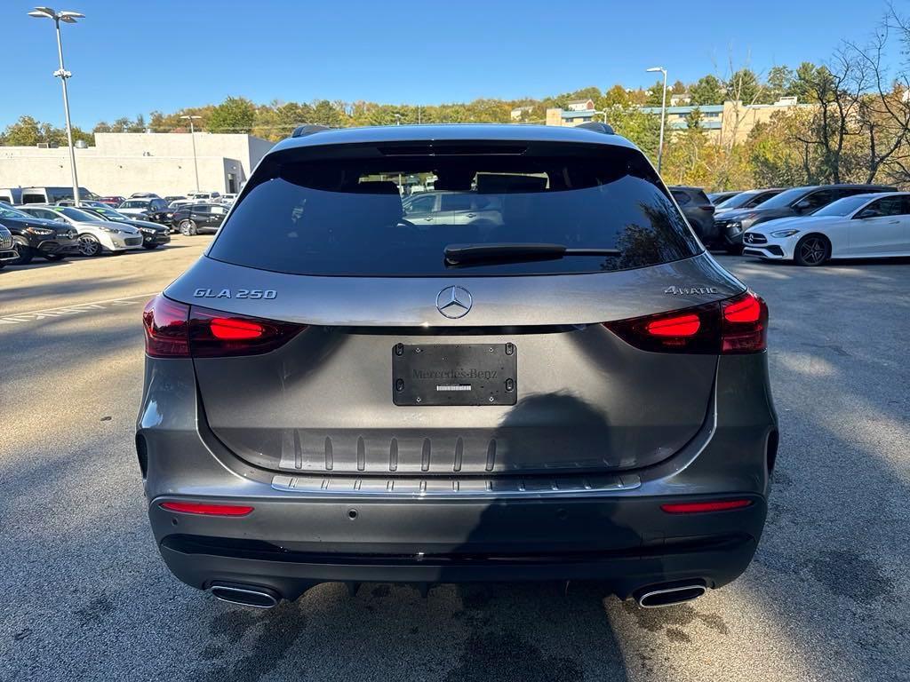 new 2025 Mercedes-Benz GLA 250 car, priced at $54,705