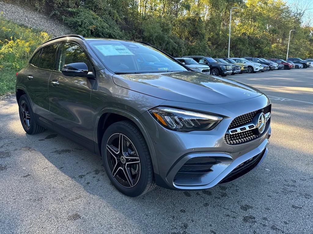 new 2025 Mercedes-Benz GLA 250 car, priced at $54,705