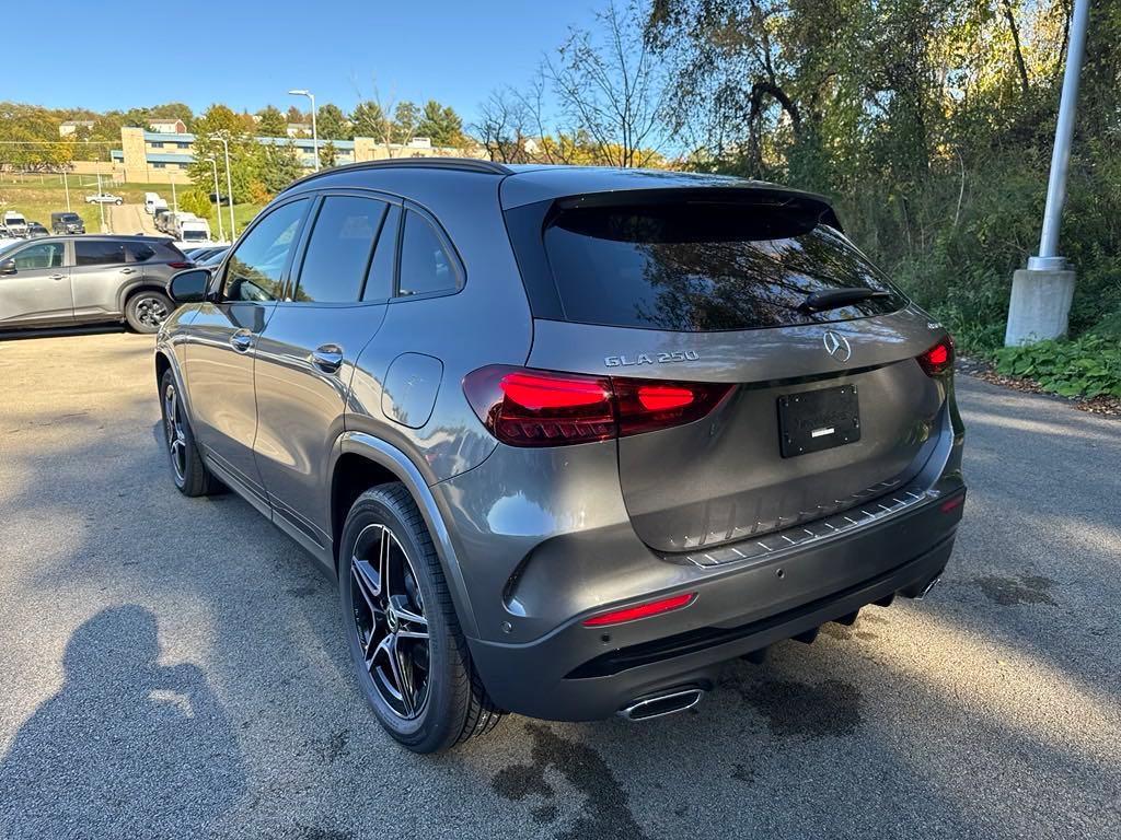 new 2025 Mercedes-Benz GLA 250 car, priced at $54,705