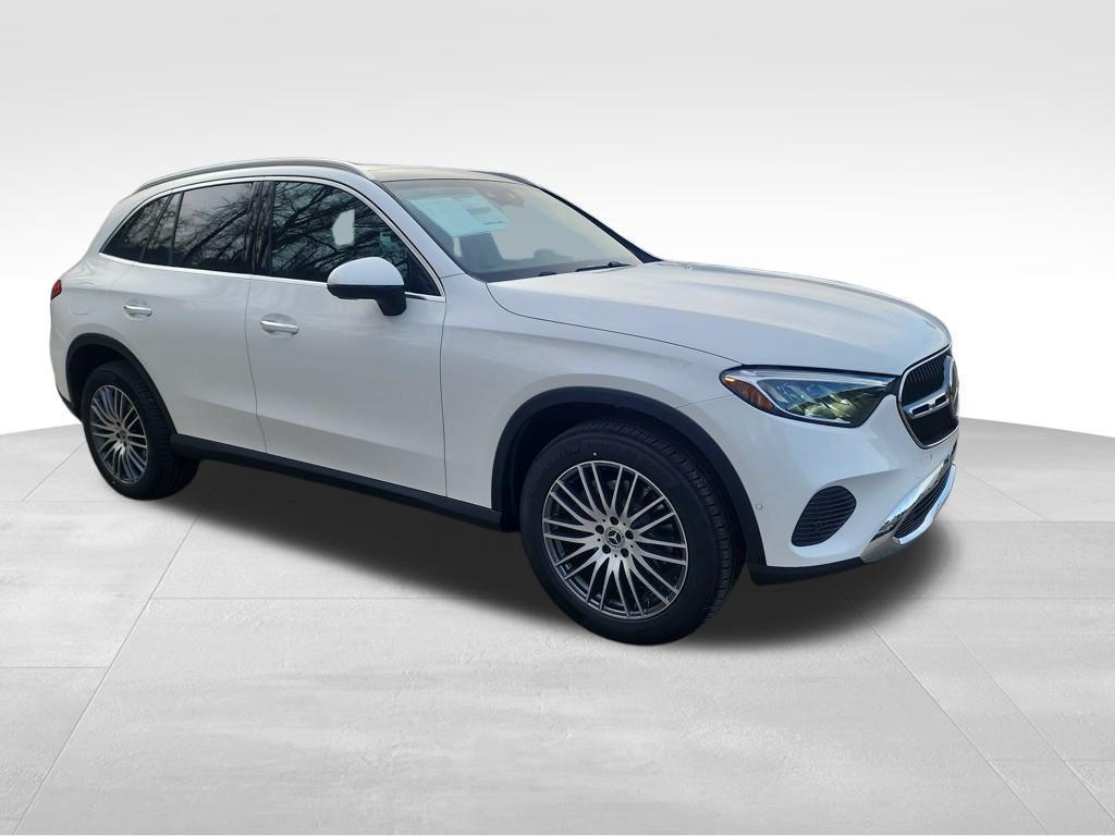 new 2025 Mercedes-Benz GLC 300 car, priced at $57,375