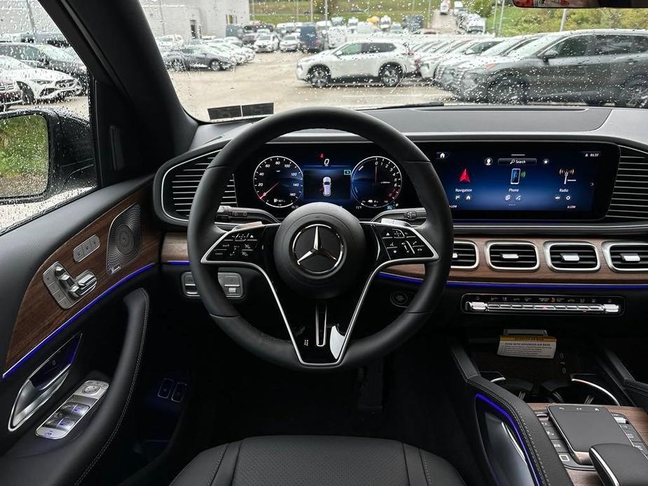 new 2025 Mercedes-Benz GLE 450e car, priced at $81,085