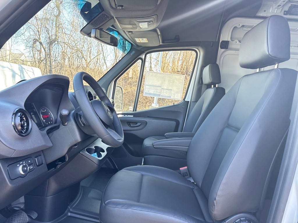 new 2025 Mercedes-Benz Sprinter 2500 car, priced at $56,742