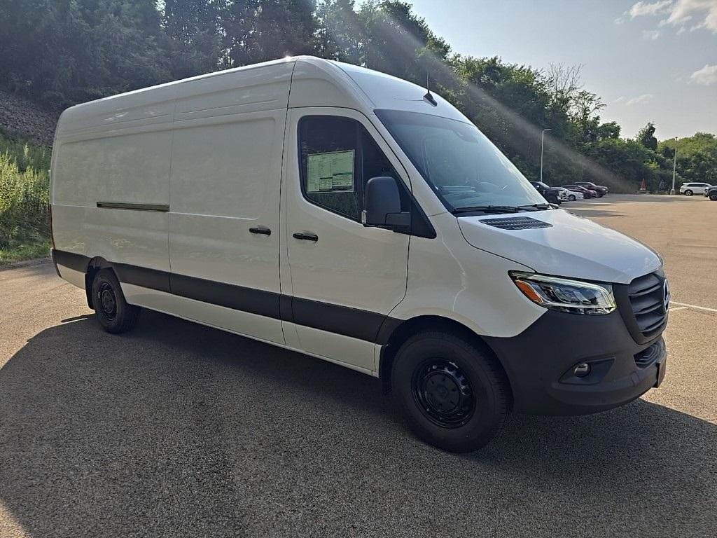 new 2024 Mercedes-Benz Sprinter 2500 car, priced at $68,818