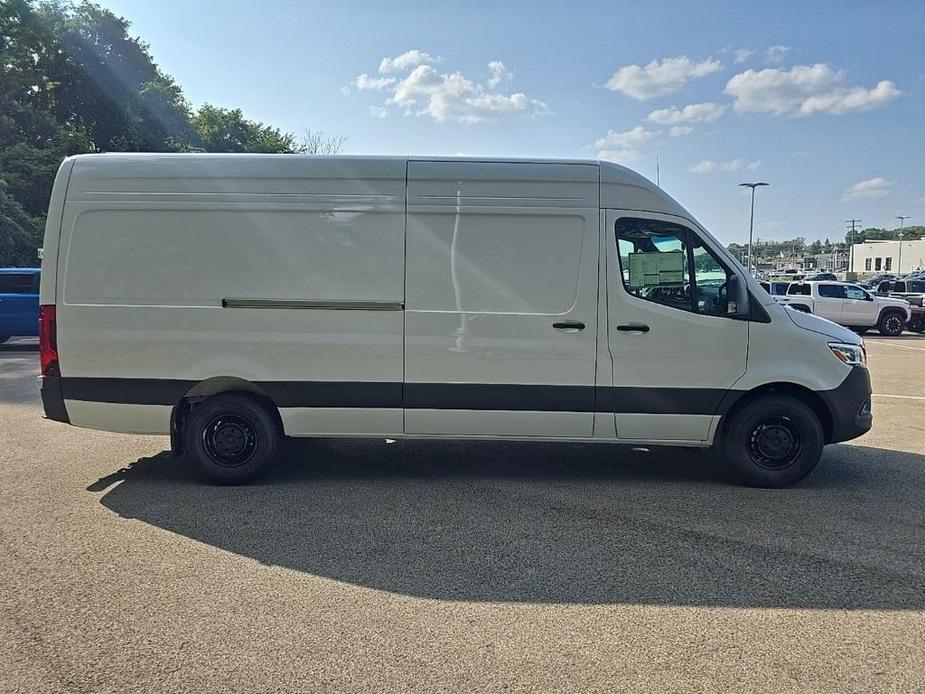 new 2024 Mercedes-Benz Sprinter 2500 car, priced at $68,818