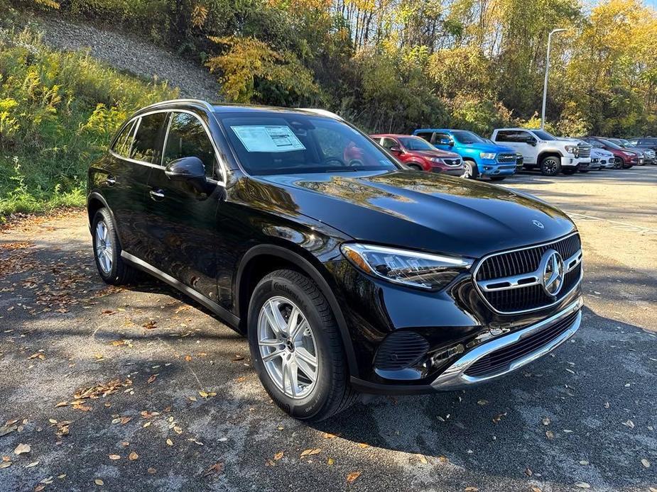 new 2025 Mercedes-Benz GLC 300 car, priced at $57,835