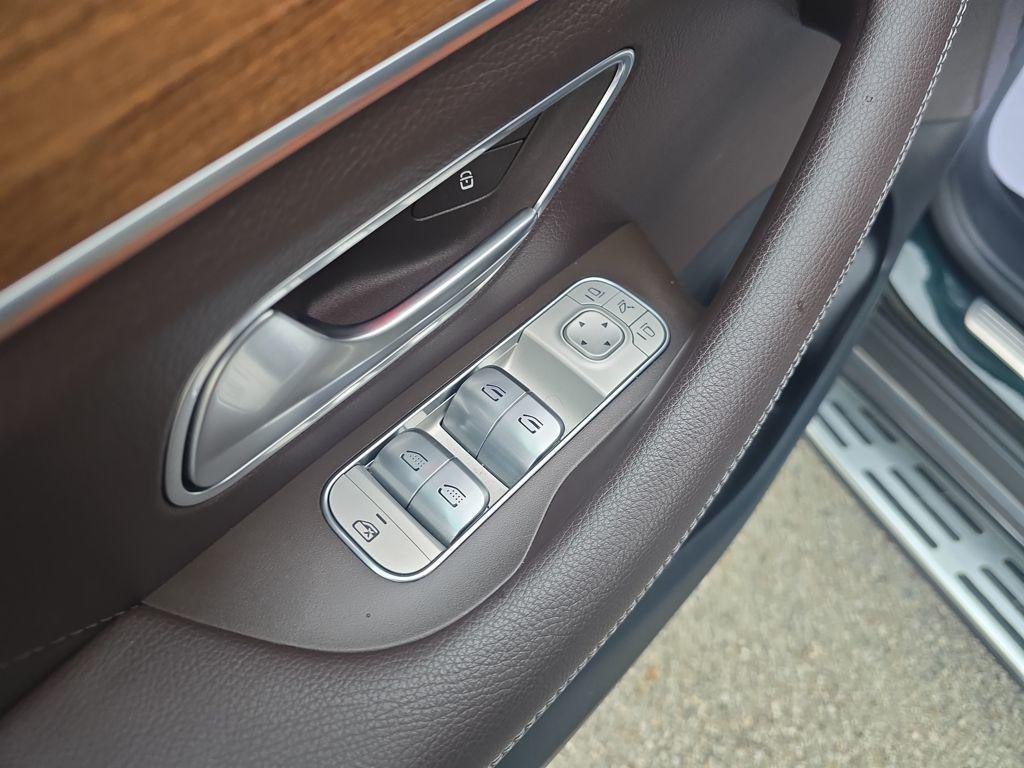 used 2022 Mercedes-Benz GLS 450 car, priced at $53,995