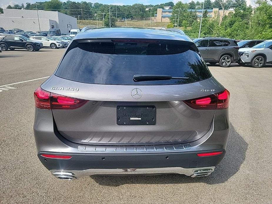 new 2025 Mercedes-Benz GLA 250 car, priced at $49,260