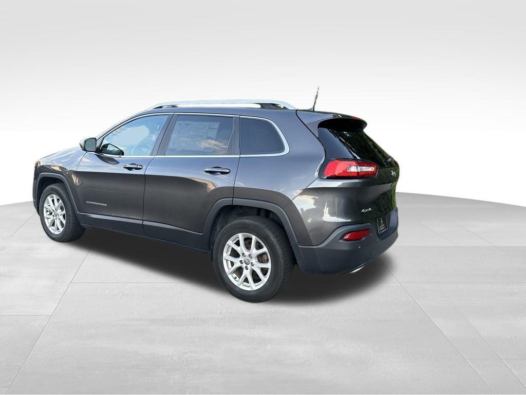 used 2017 Jeep Cherokee car, priced at $13,040