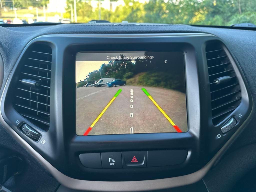 used 2017 Jeep Cherokee car, priced at $13,040
