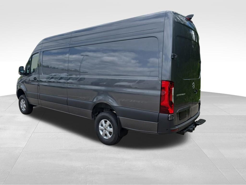 new 2025 Mercedes-Benz Sprinter 2500 car, priced at $83,143
