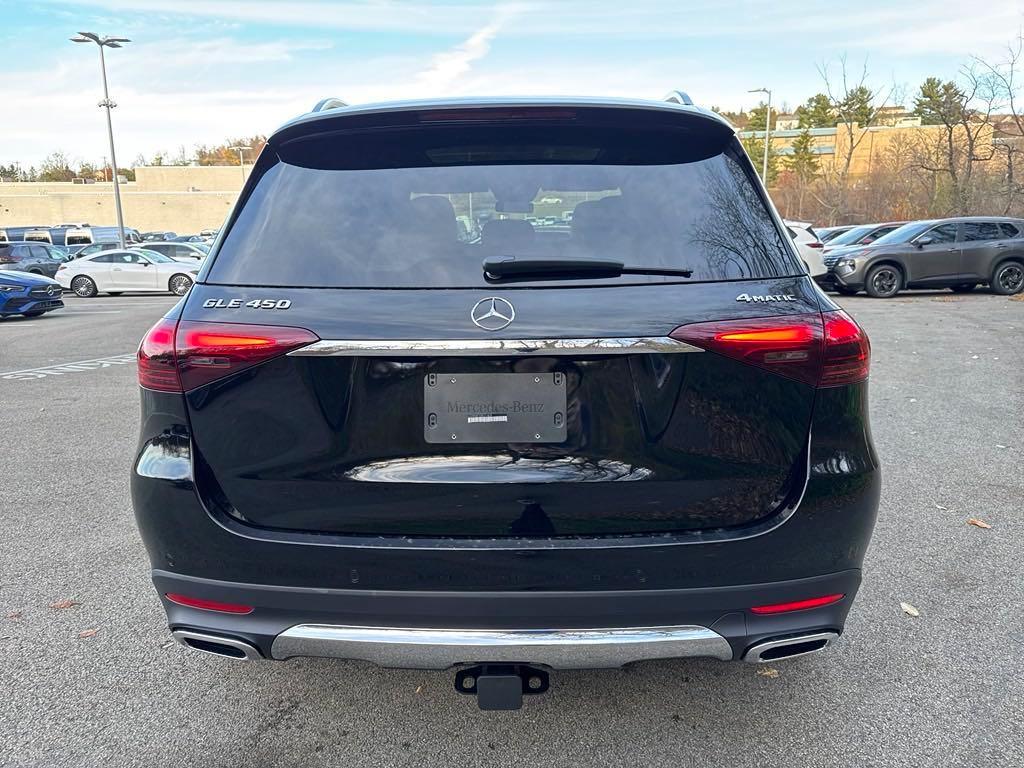 new 2025 Mercedes-Benz GLE 450 car, priced at $82,195