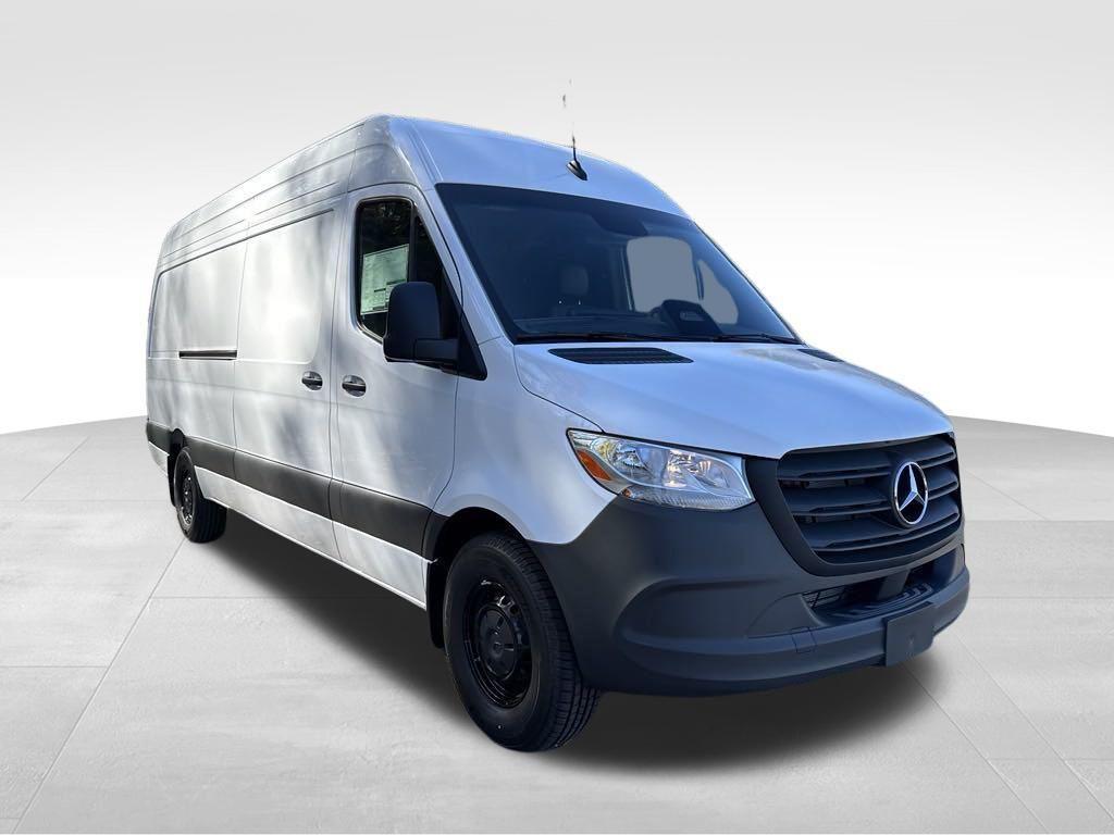 new 2025 Mercedes-Benz Sprinter 2500 car, priced at $69,831