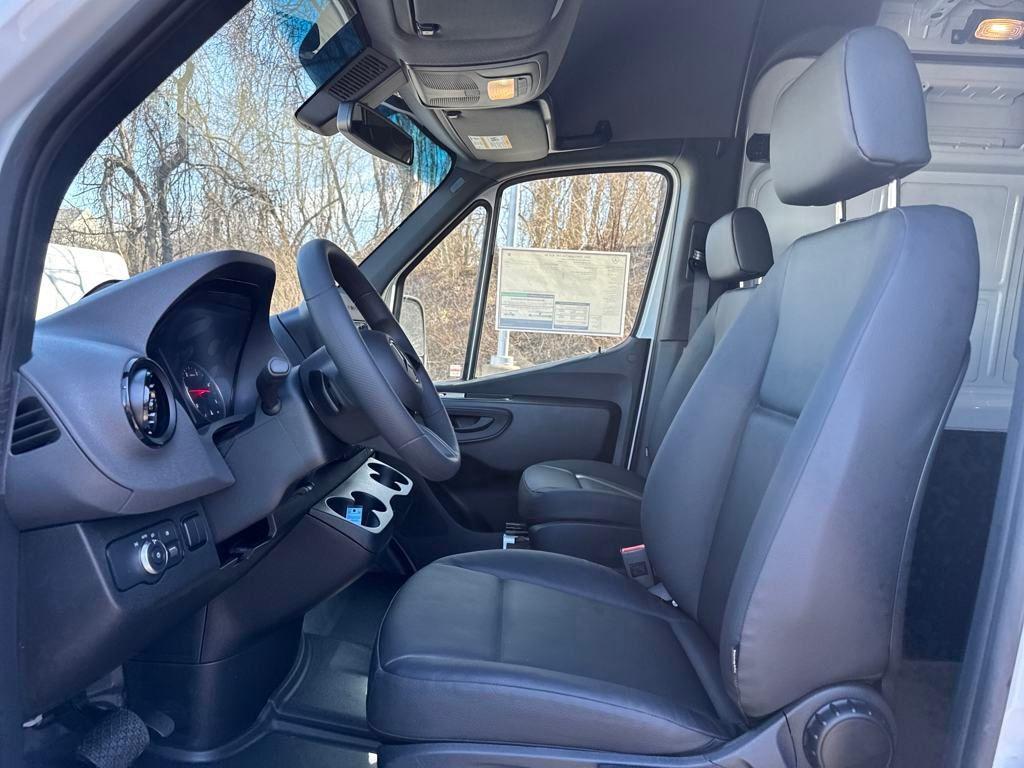 new 2025 Mercedes-Benz Sprinter 2500 car, priced at $58,742