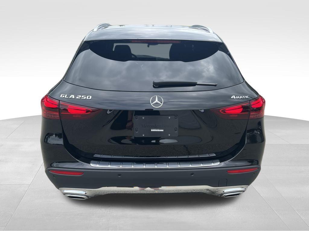 new 2026 Mercedes-Benz GLA 250 car, priced at $51,120