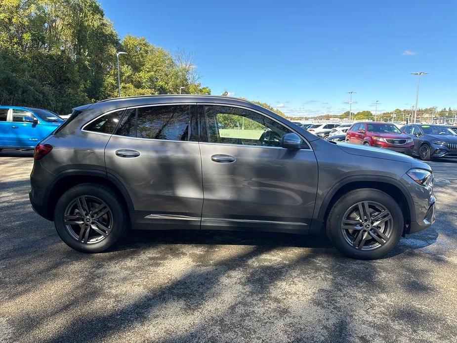 new 2025 Mercedes-Benz GLA 250 car, priced at $50,345