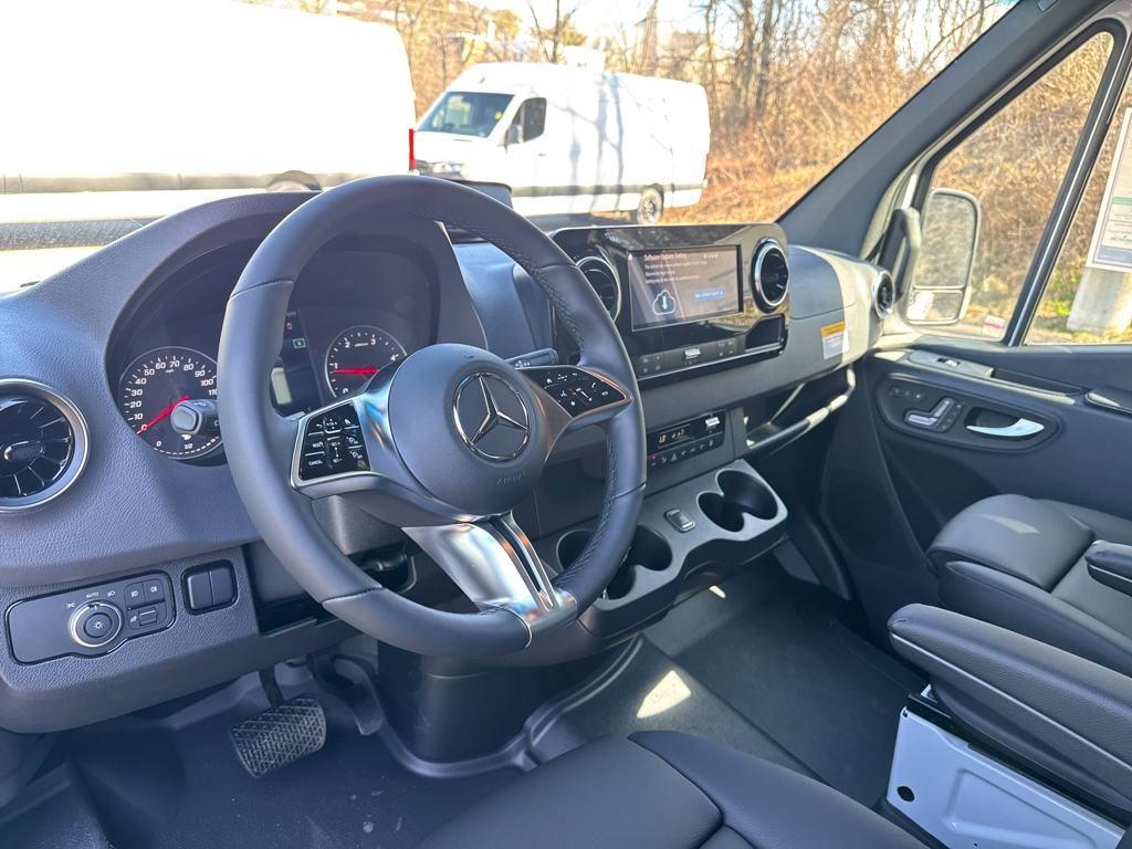 new 2025 Mercedes-Benz Sprinter 2500 car, priced at $77,972