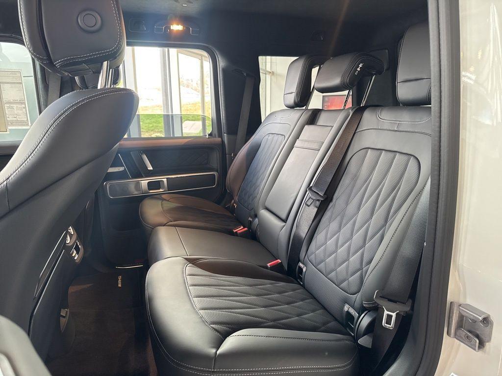 new 2025 Mercedes-Benz AMG G 63 car, priced at $210,685