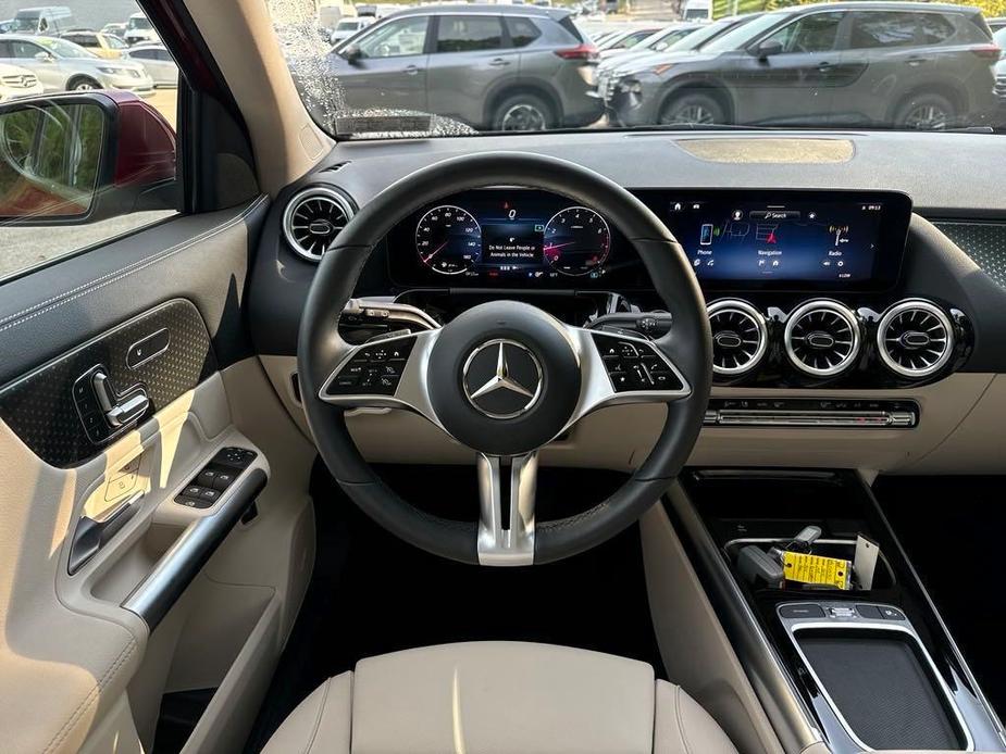 used 2024 Mercedes-Benz GLA 250 car, priced at $45,191