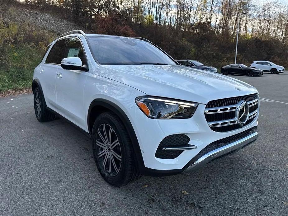 new 2025 Mercedes-Benz GLE 450 car, priced at $81,500