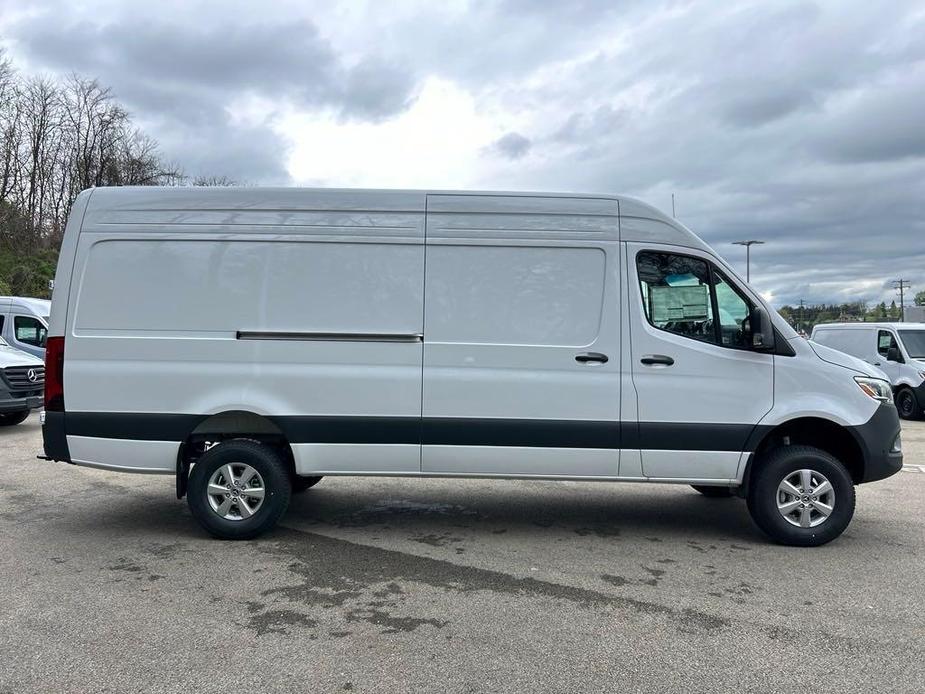 new 2024 Mercedes-Benz Sprinter 2500 car, priced at $80,892