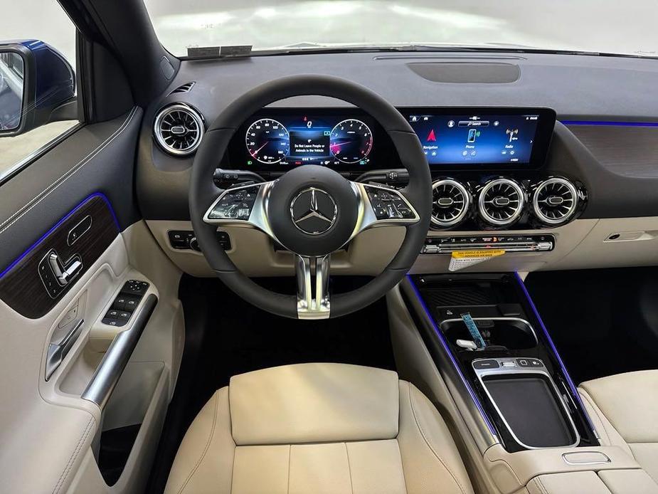 new 2025 Mercedes-Benz GLA 250 car, priced at $52,005