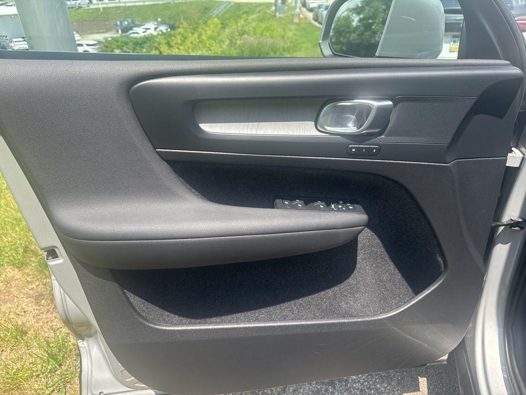 used 2025 Volvo XC40 car, priced at $37,941