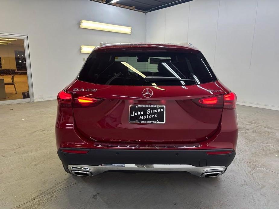 new 2025 Mercedes-Benz GLA 250 car, priced at $52,475