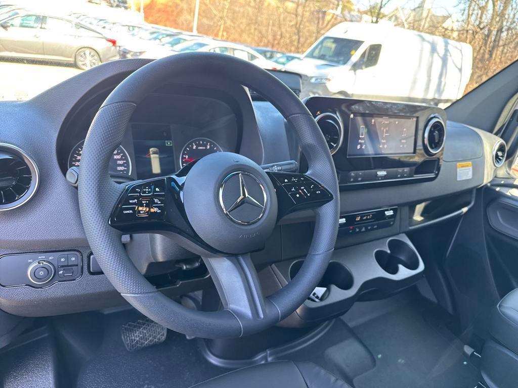 new 2025 Mercedes-Benz Sprinter 3500 car, priced at $73,186