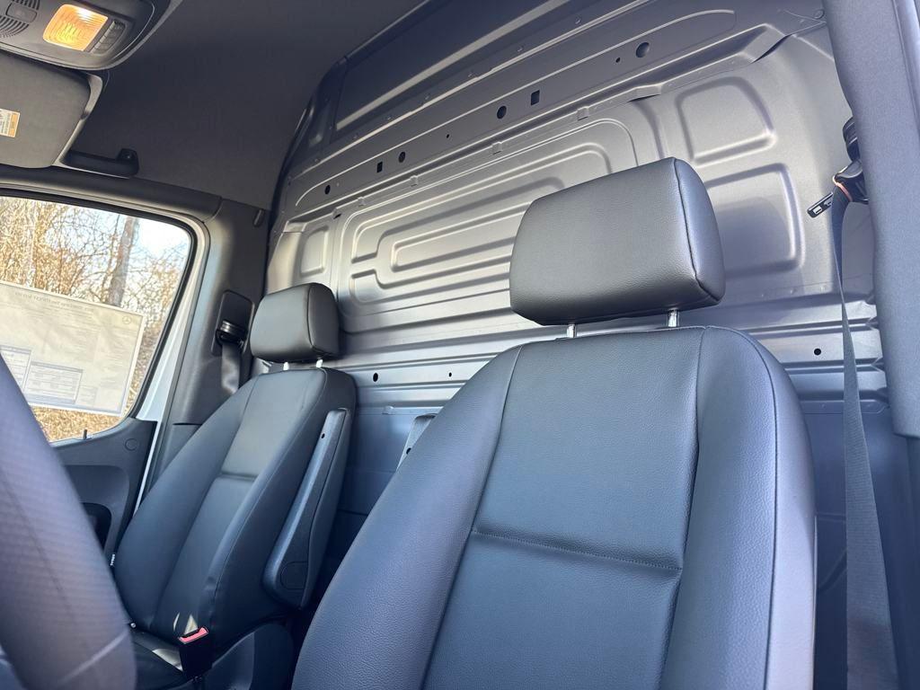 new 2025 Mercedes-Benz Sprinter 3500 car, priced at $73,186