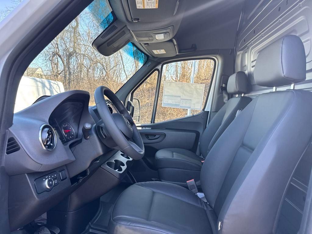 new 2025 Mercedes-Benz Sprinter 3500 car, priced at $73,186