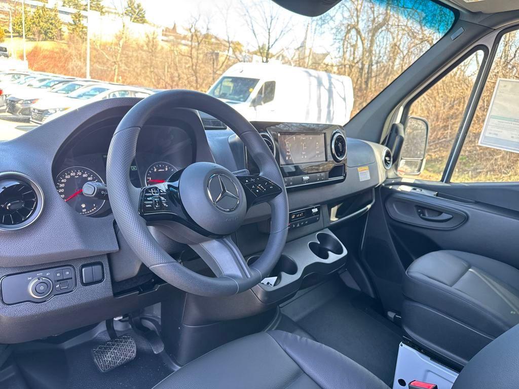 new 2025 Mercedes-Benz Sprinter 3500 car, priced at $73,186