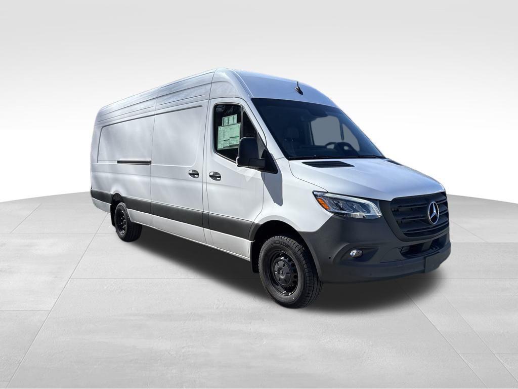 new 2025 Mercedes-Benz Sprinter 3500 car, priced at $74,243