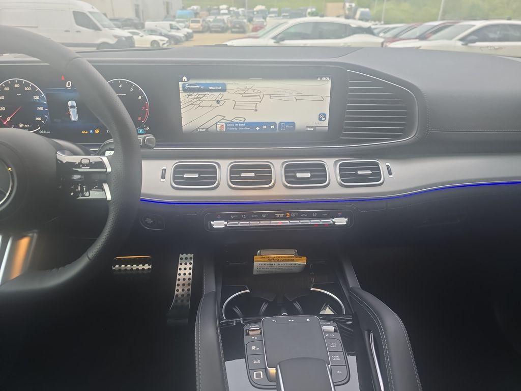 new 2026 Mercedes-Benz GLS 580 car, priced at $125,455