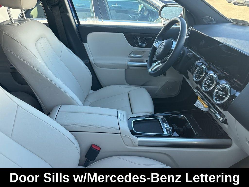 used 2025 Mercedes-Benz GLA 250 car, priced at $44,595