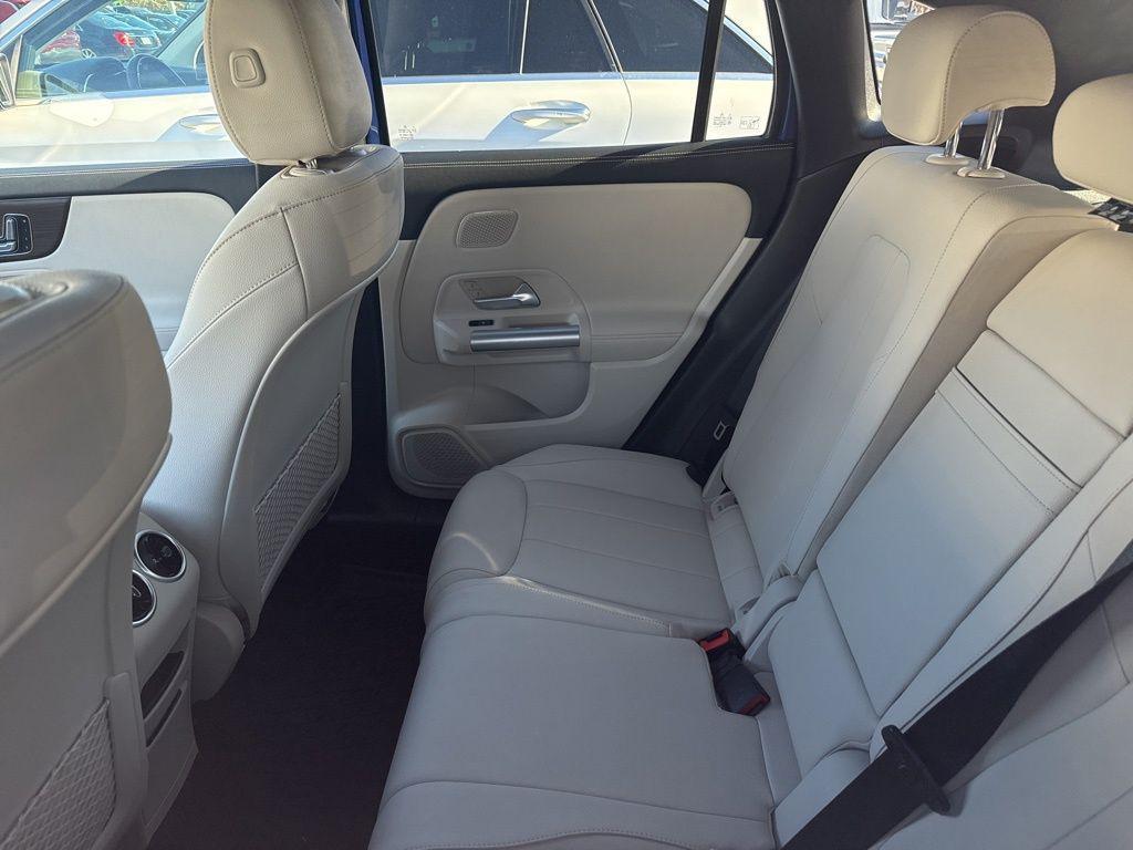 used 2025 Mercedes-Benz GLA 250 car, priced at $44,595