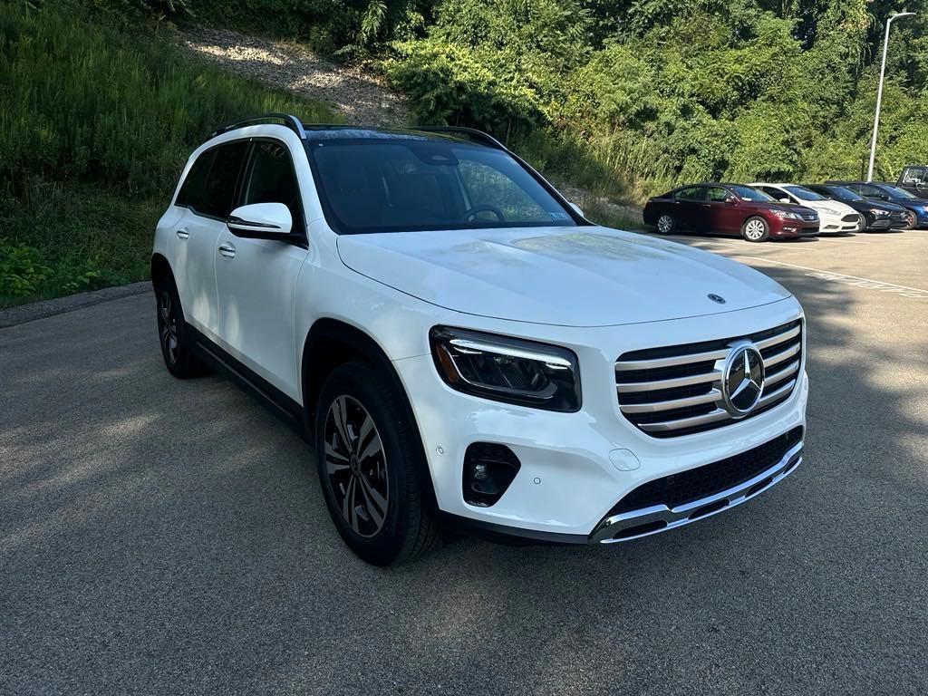 new 2025 Mercedes-Benz GLB 250 car, priced at $50,450