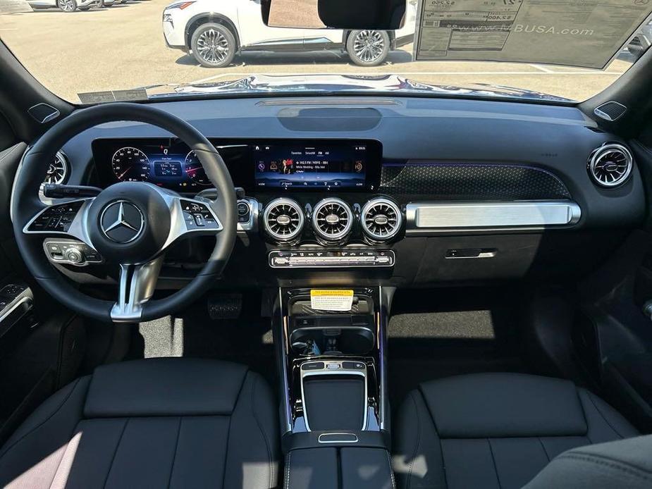 new 2024 Mercedes-Benz GLB 250 car, priced at $51,710