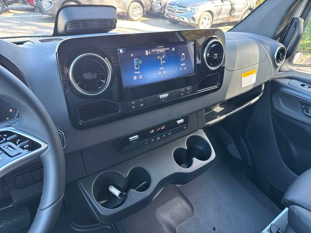 new 2025 Mercedes-Benz Sprinter 3500 car, priced at $75,407