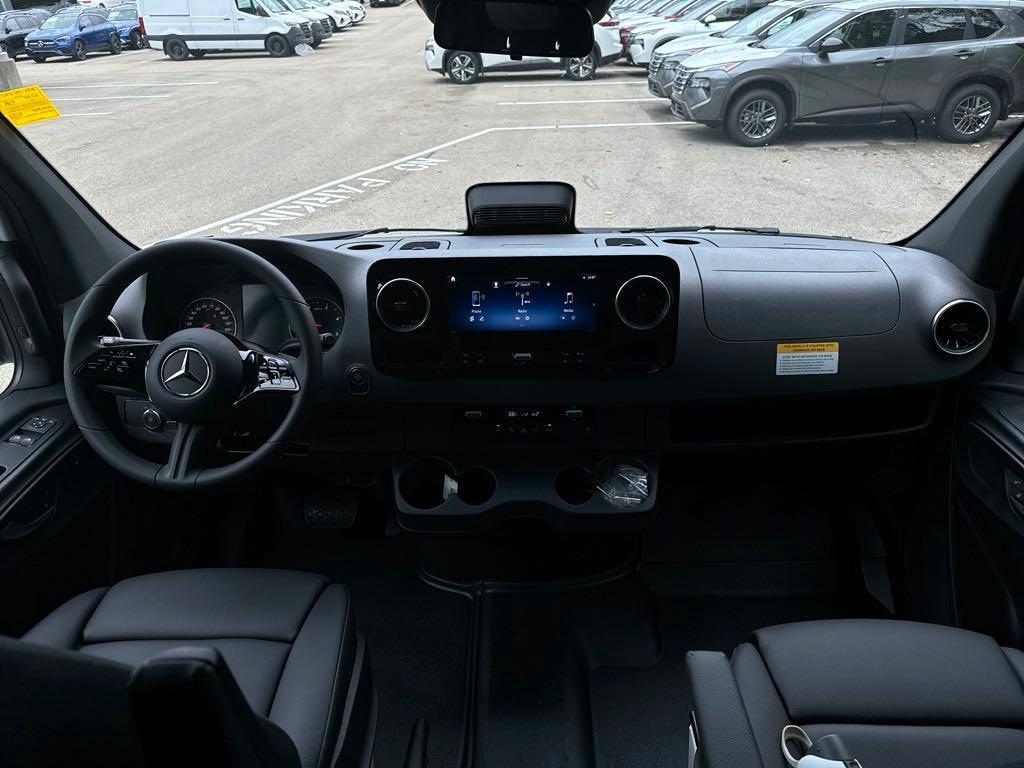 new 2025 Mercedes-Benz Sprinter 2500 car, priced at $65,808