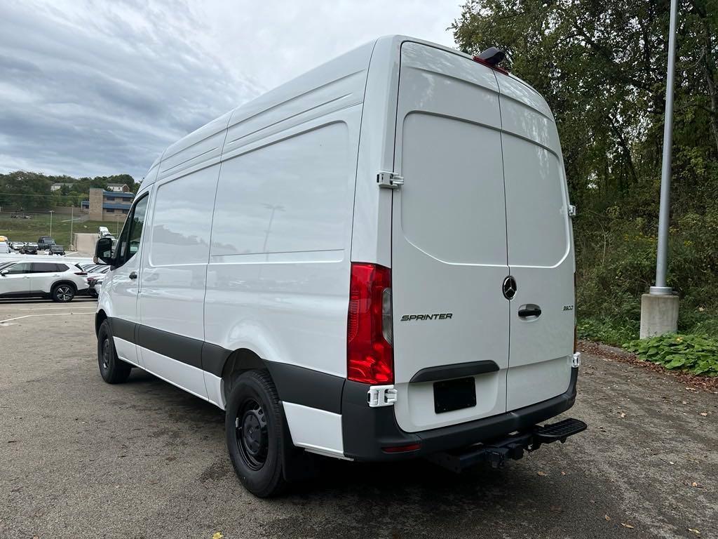 new 2025 Mercedes-Benz Sprinter 2500 car, priced at $65,808