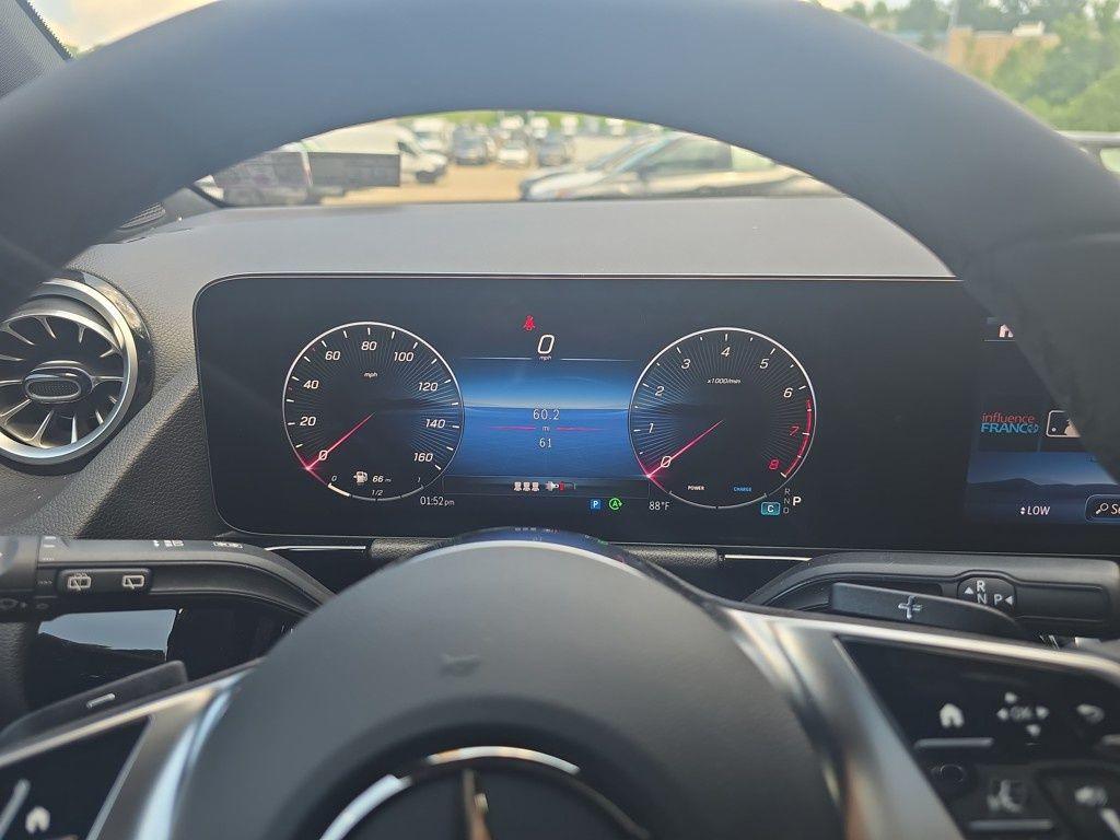 new 2025 Mercedes-Benz GLA 250 car, priced at $47,295