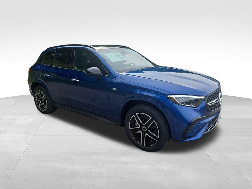 new 2025 Mercedes-Benz GLC 350e car, priced at $67,450